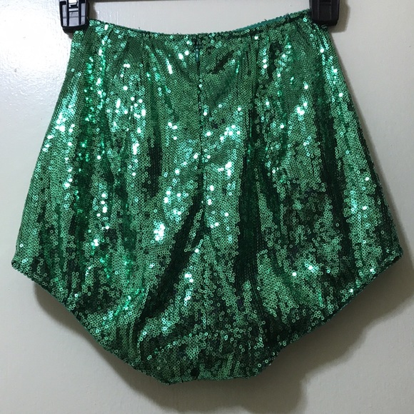 Dolce & Gabbana
sequin embellished shorts - Picture 7 of 9